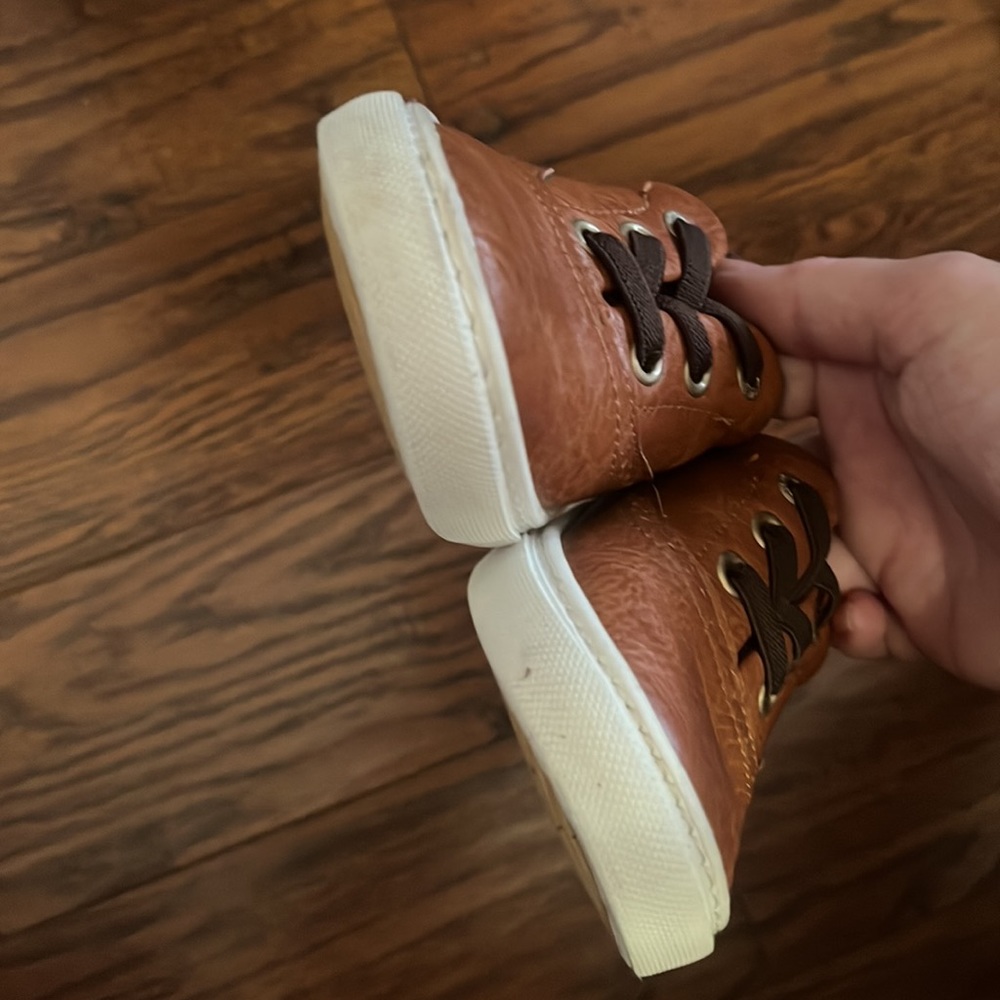 Old Navy shoes - Picture 15 of 15